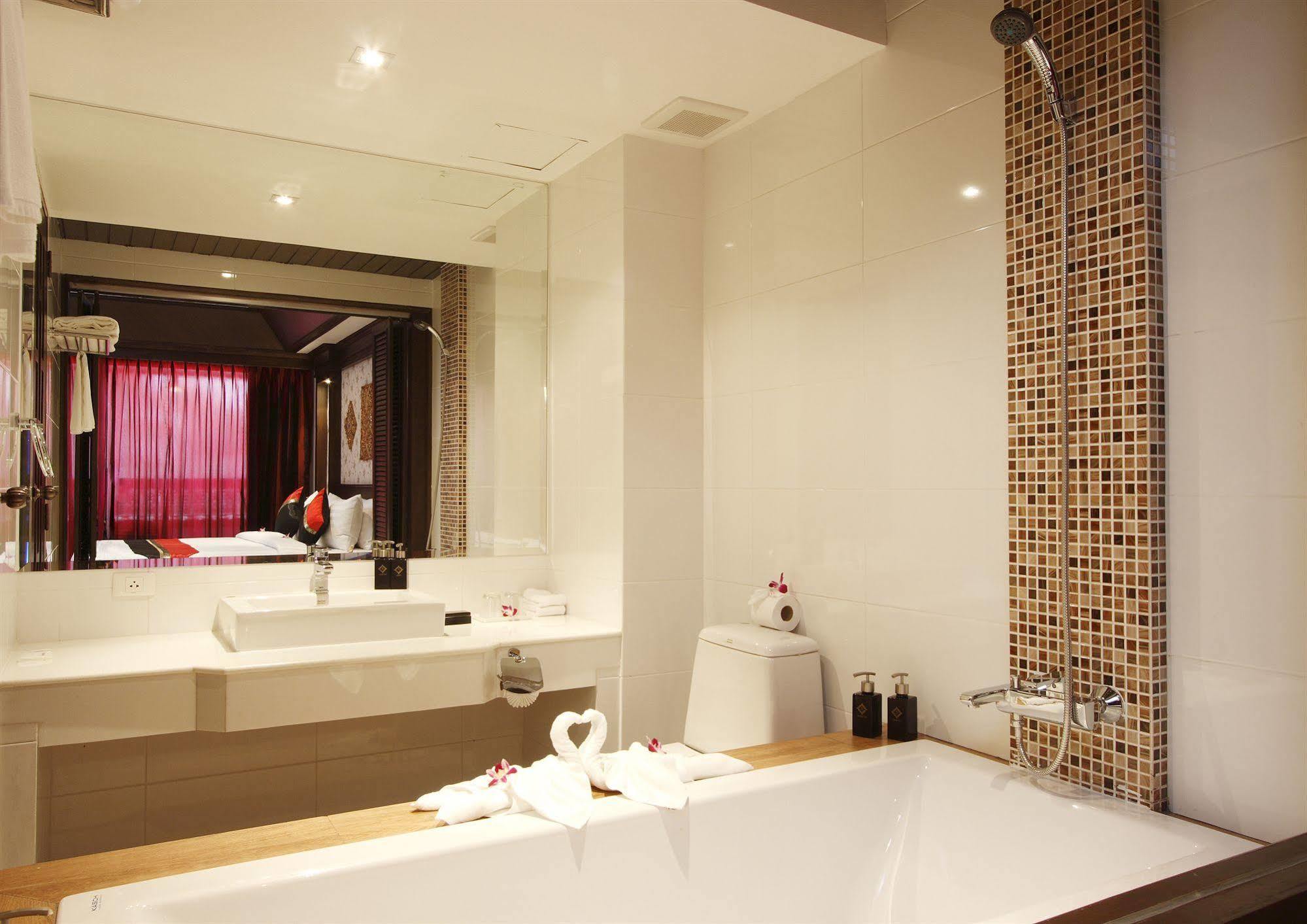 Rayaburi Hotel, Patong Dış mekan fotoğraf