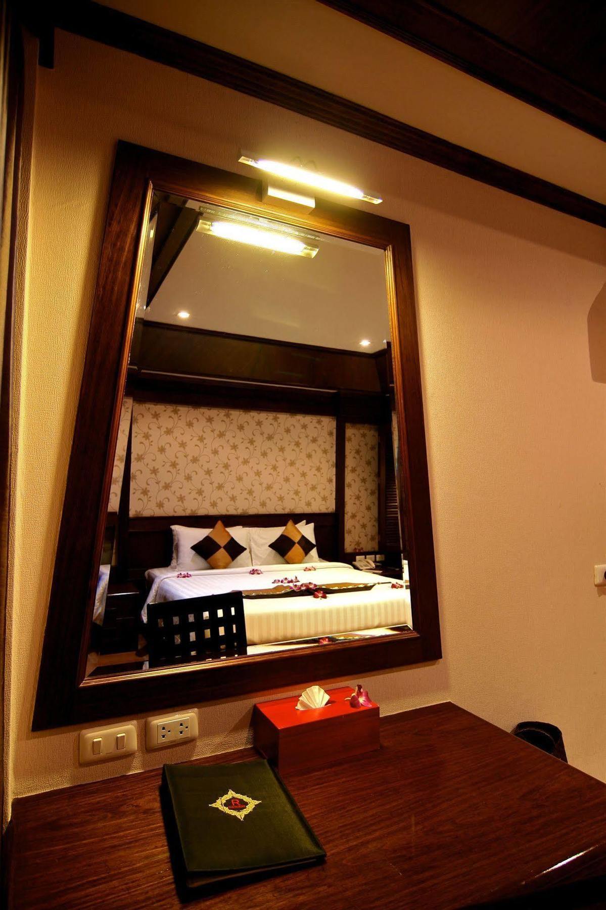 Rayaburi Hotel, Patong Dış mekan fotoğraf