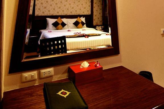 Rayaburi Hotel, Patong Dış mekan fotoğraf